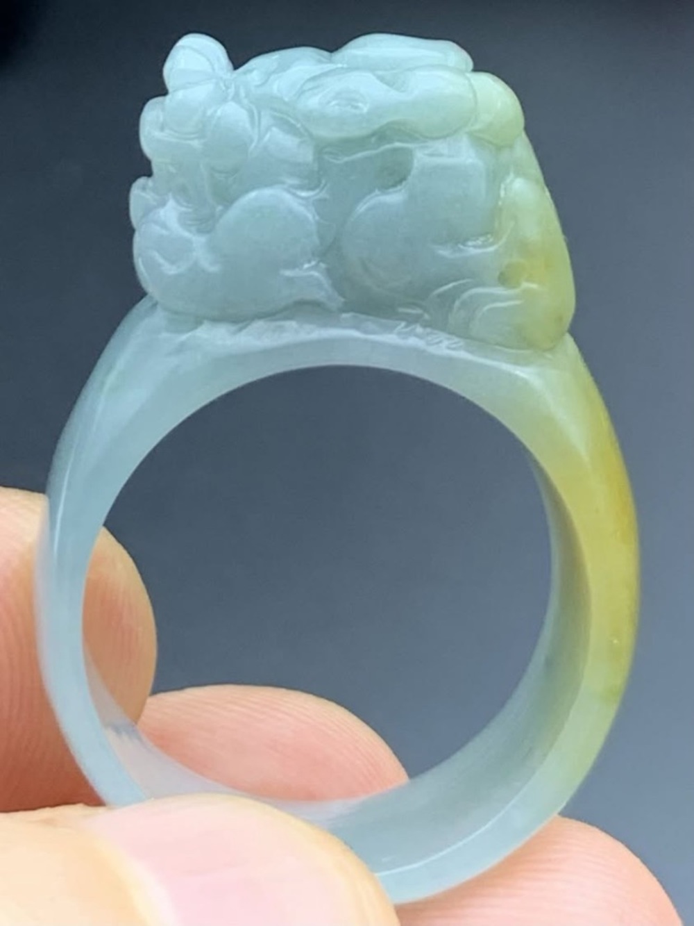Green yellow certificate jadeite jade dragon pi xiu ring size8.75